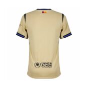 Barcelona Away (3)