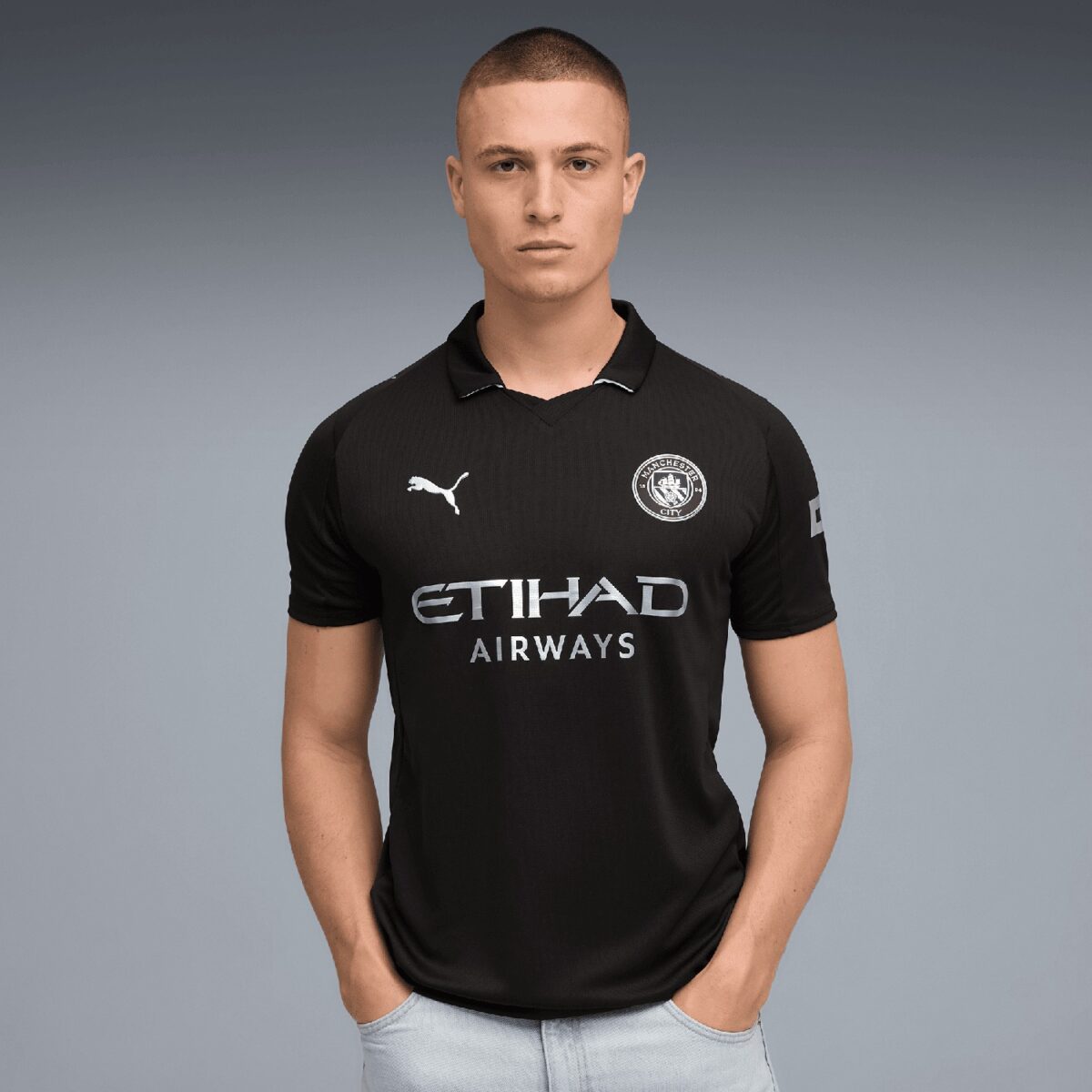 Manchester City Away Shirt (7)