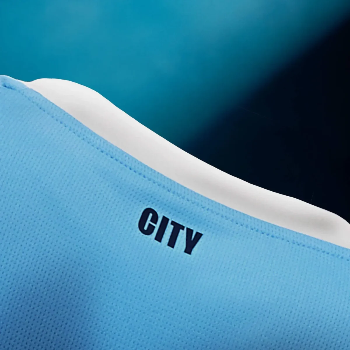 Manchester City Home Shirt (5)