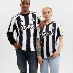 Newcastle United Home (2)
