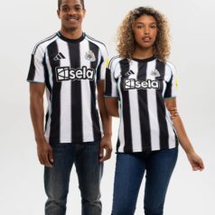 Newcastle United Home (3)