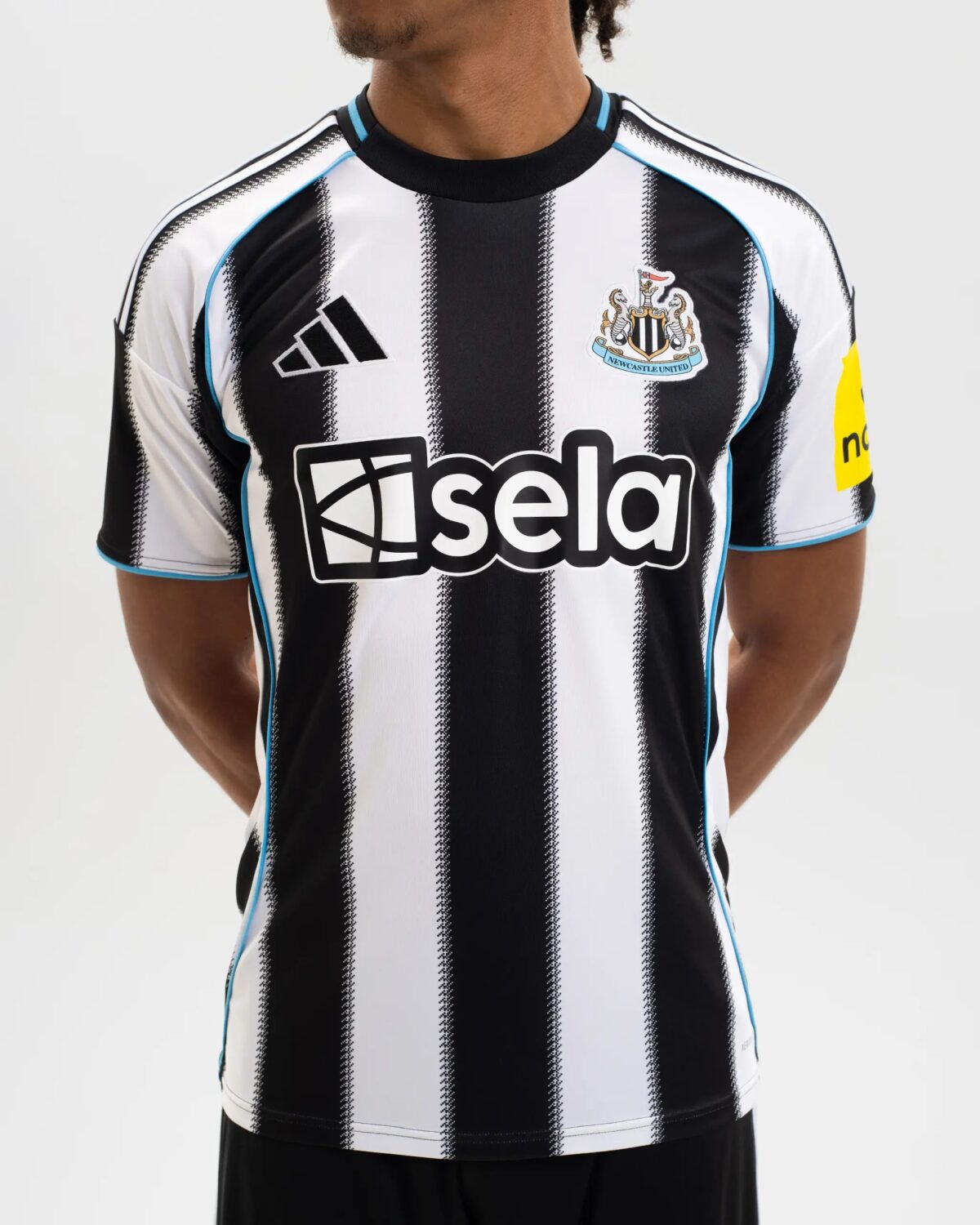 Newcastle United Home (5)